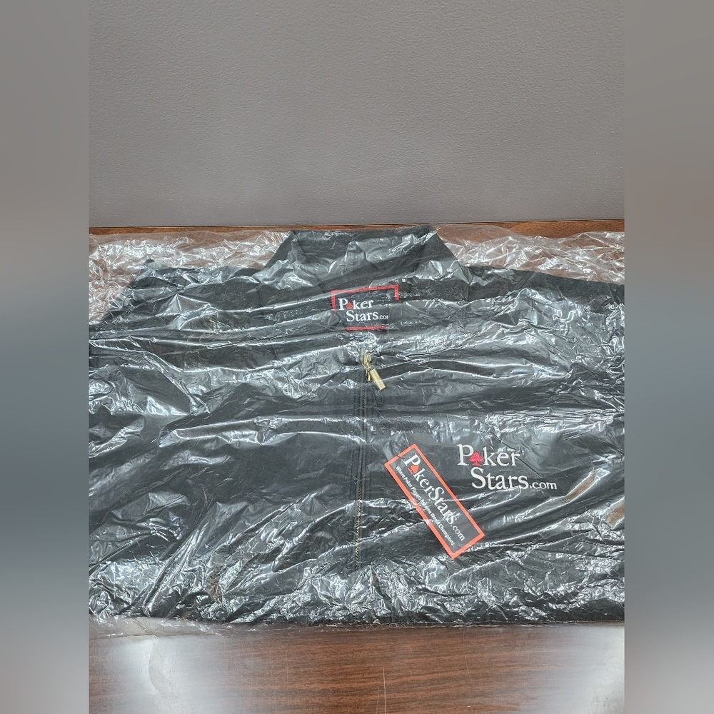 New Poker Stars Mens FullZip Black Fleece Pullover Jacket NOS New Rare